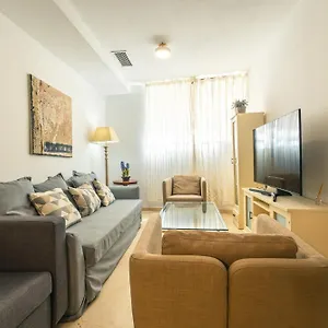 Grande Familiar Apartamento